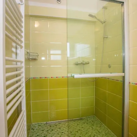 Ferienwohnung Fuer 8 Personen Ca 150 Qm In Porec, Istrien Istrische Riviera * Porec