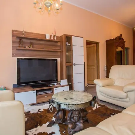 Ferienwohnung Fuer 8 Personen Ca 150 Qm In Porec, Istrien Istrische Riviera * Porec